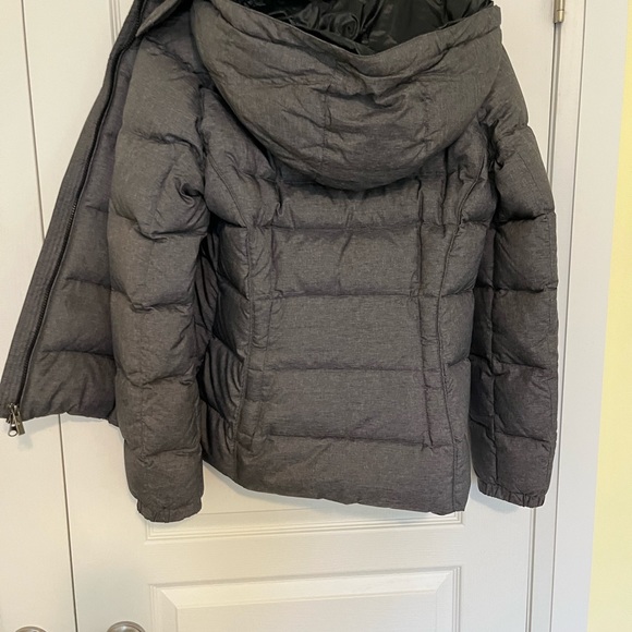 Add puffer jacket - Picture 3 of 3